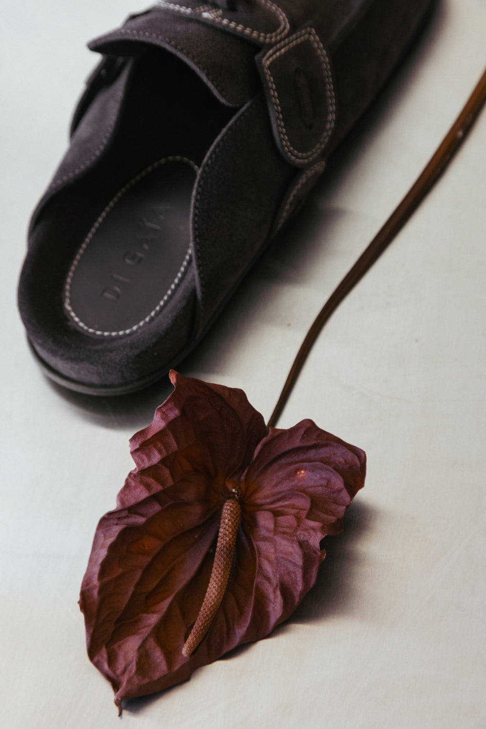 BO SUEDE TASSEL MULES