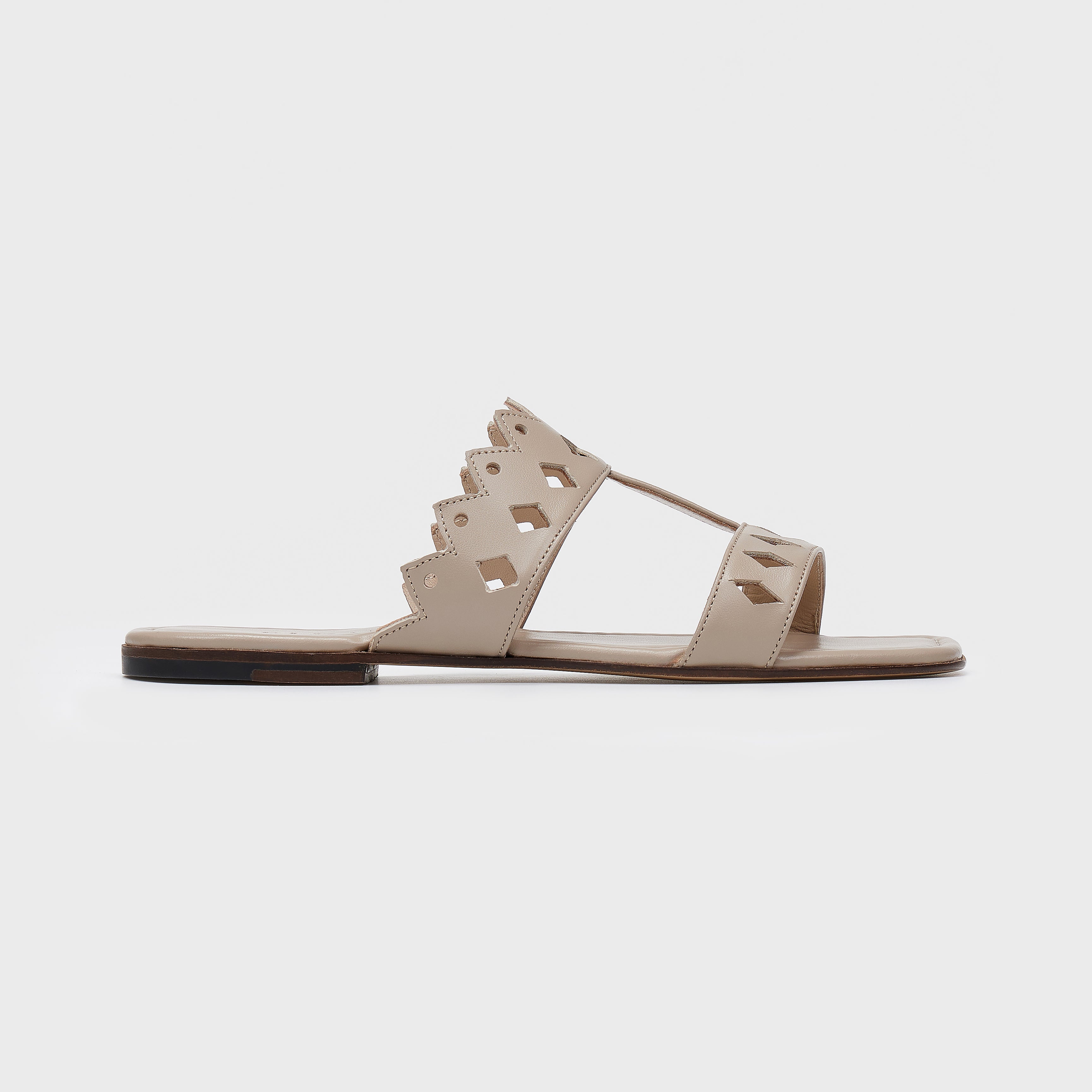 WANDA SANDAL
