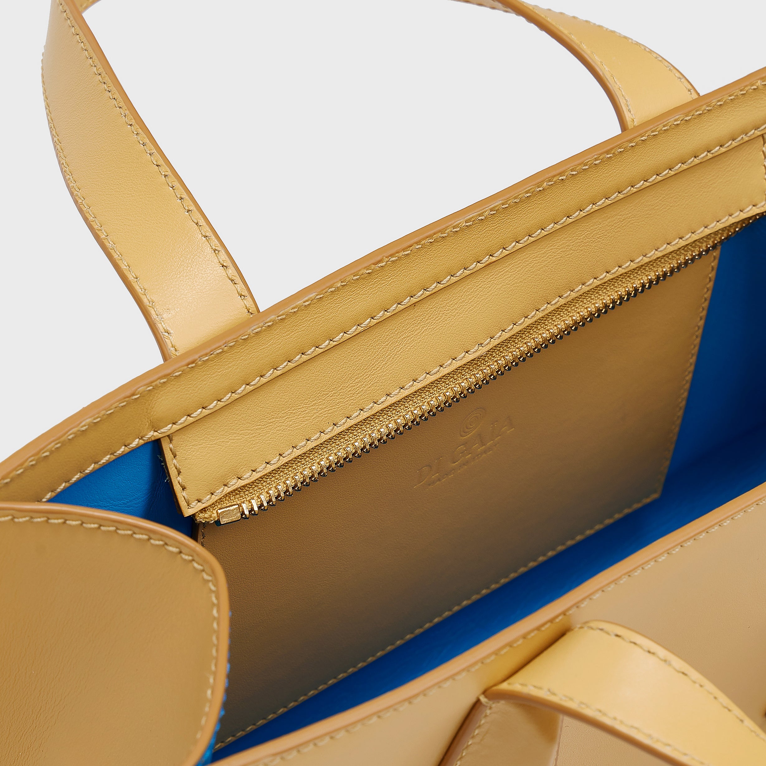 N Ó S E LEATHER TOTE