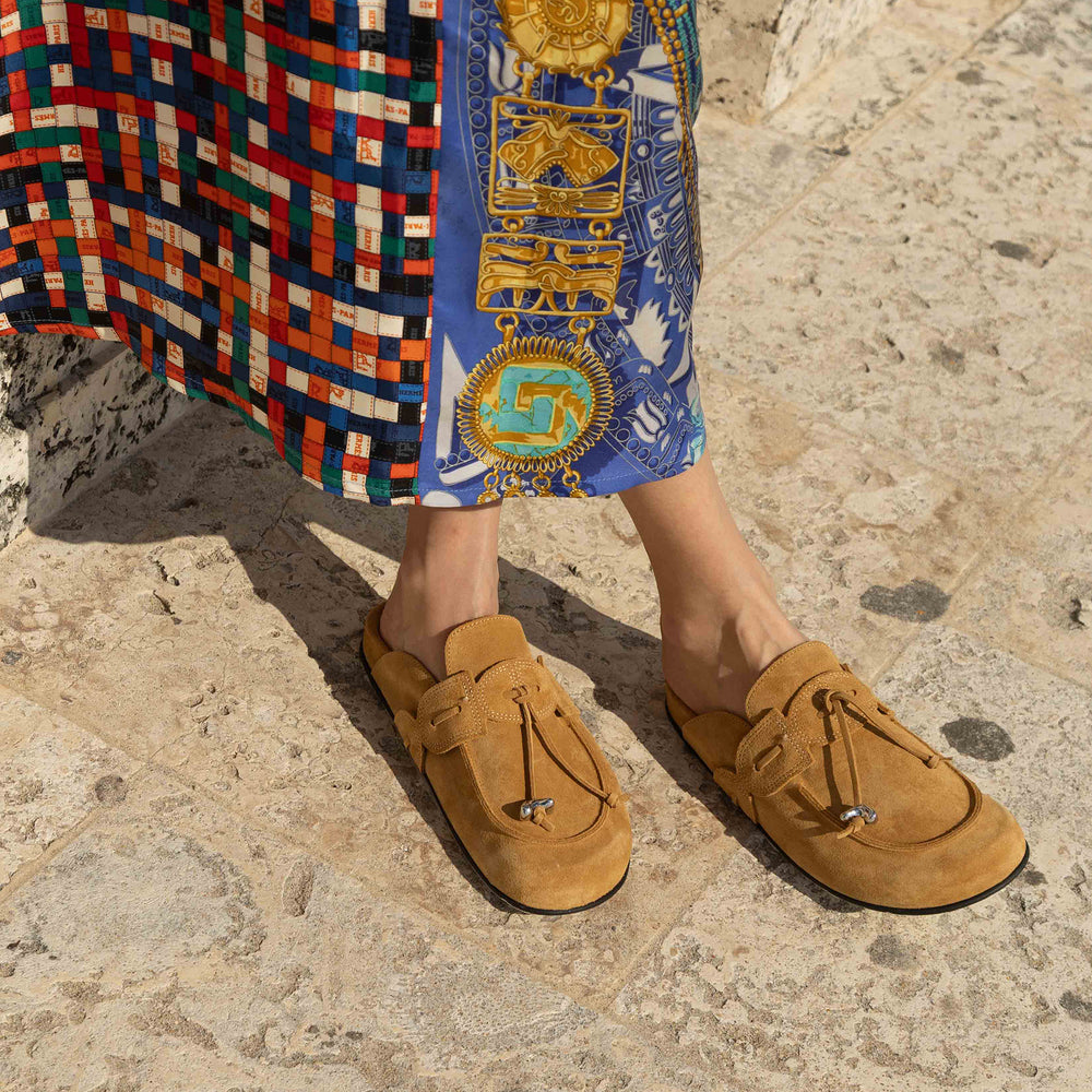 BO SUEDE TASSEL MULES