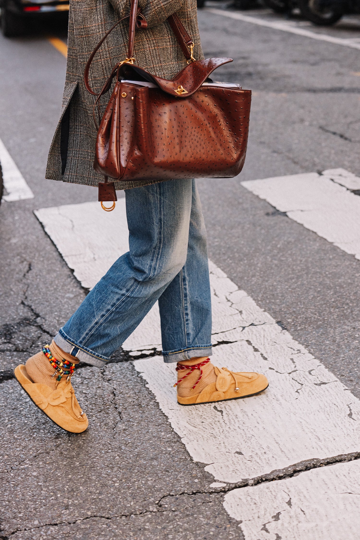 BO SUEDE TASSEL MULES